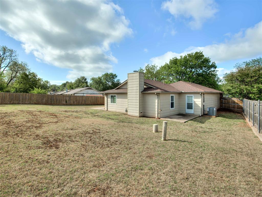 1813 Twin Tree Drive Property Photo 39