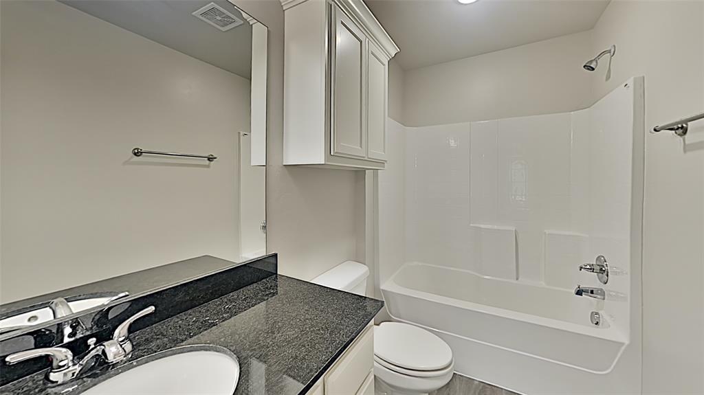 11201 Burnham Avenue Property Photo 9