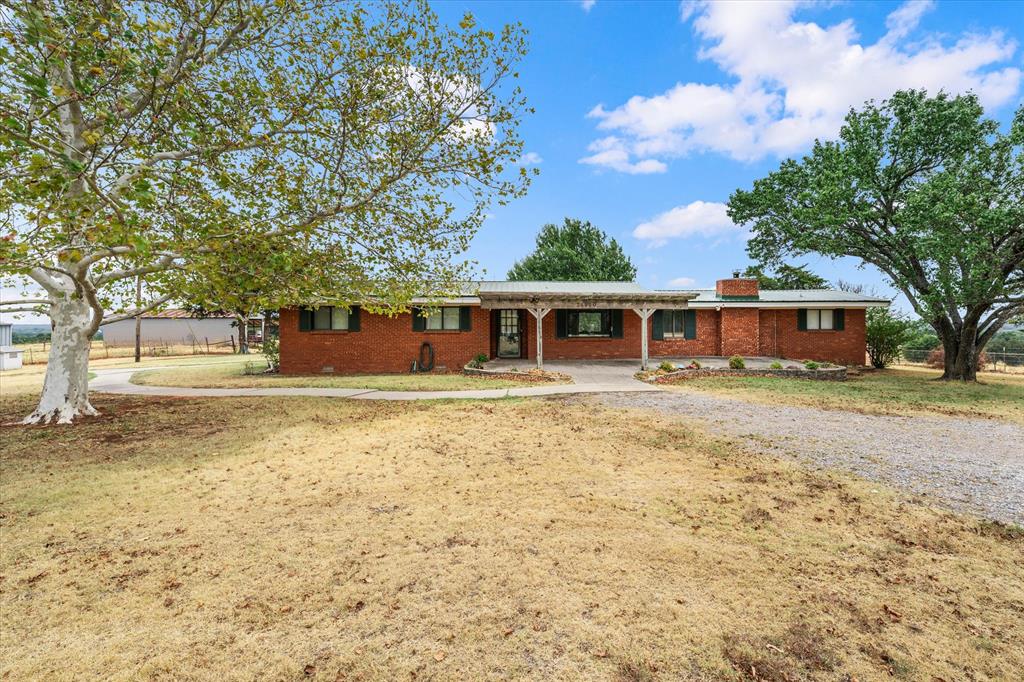 24550 N Peebly Road Property Photo 1