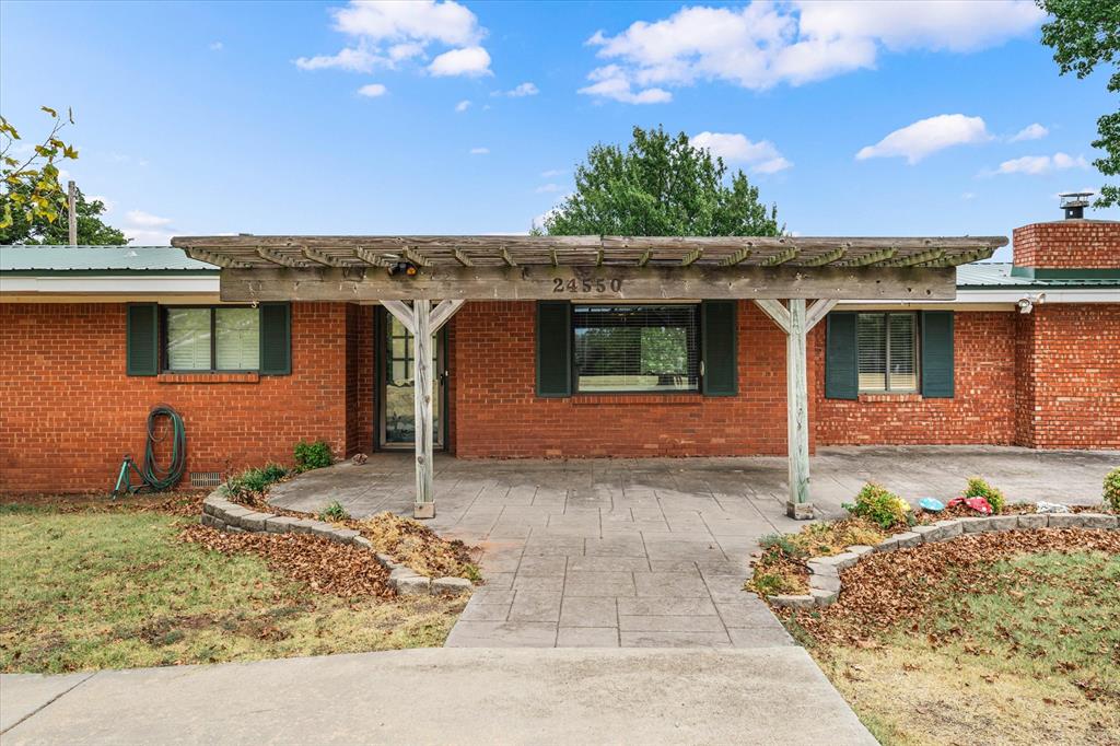 24550 N Peebly Road Property Photo 2