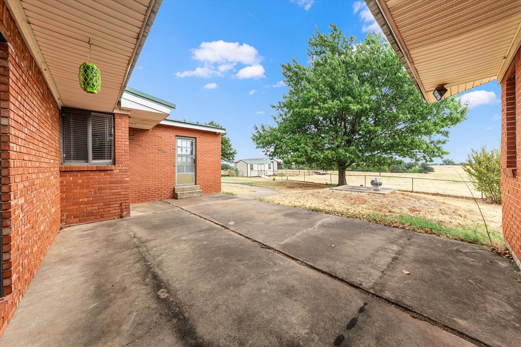 24550 N Peebly Road Property Photo 24