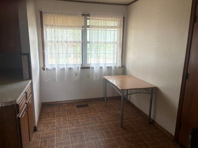 717 Mckinley Street Property Photo 6