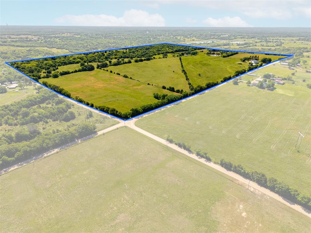 103066 N 3610 Road Property Photo 2