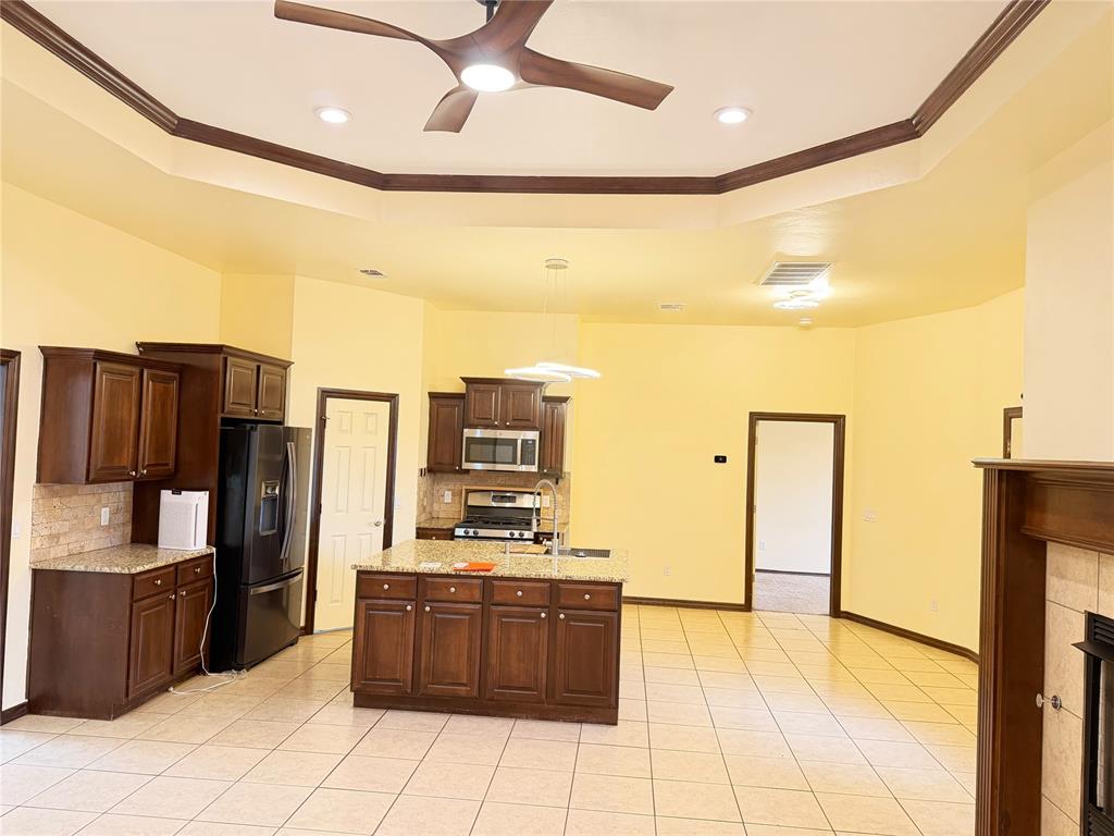 12140 Sw 12th Street Property Photo 5