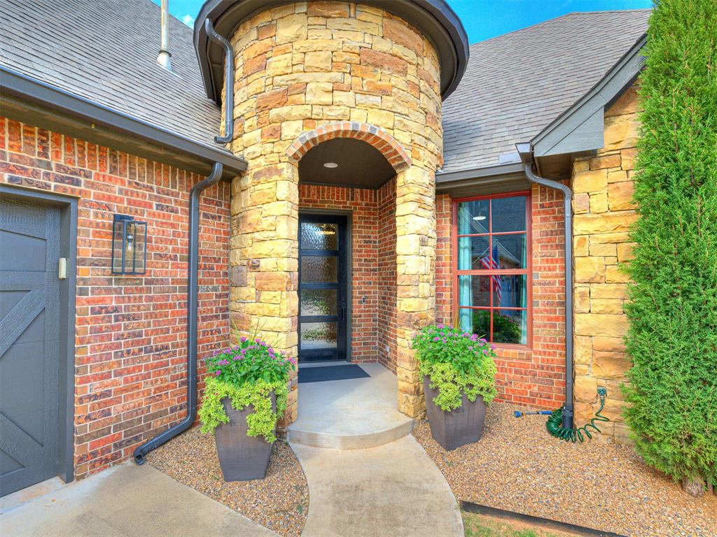 1065 Villas Creek Drive Property Photo 6