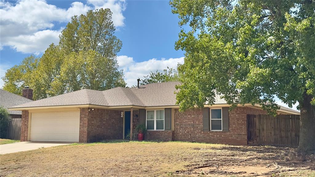 1821 Edinburg Drive Property Photo 1