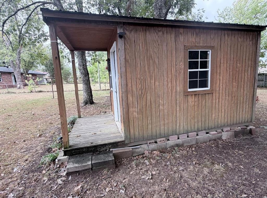 301 Countryside Lane Property Photo 2