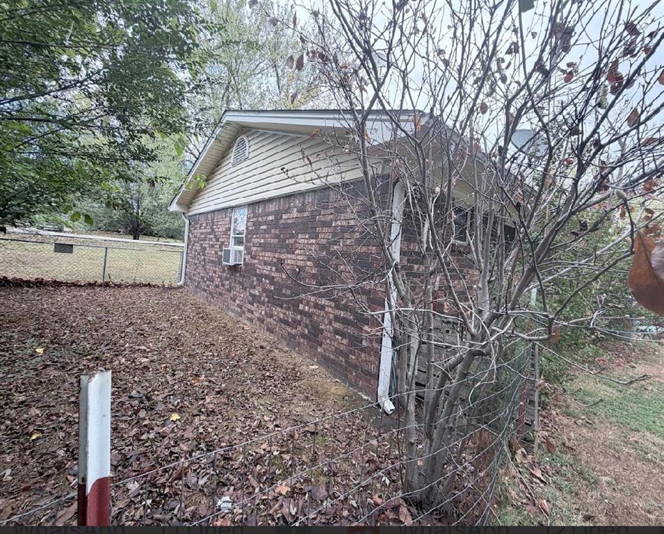 301 Countryside Lane Property Photo 3