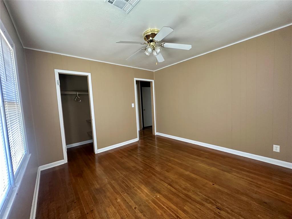 1137 E Chestnut Street Property Photo 10