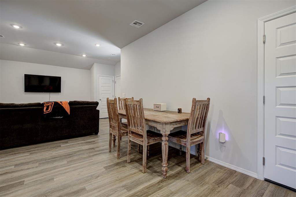 1302 Guthrie Farms Boulevard Property Photo 16