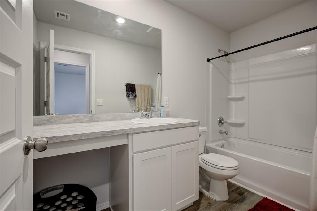 1302 Guthrie Farms Boulevard Property Photo 22