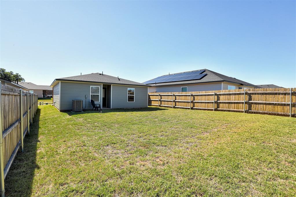 1302 Guthrie Farms Boulevard Property Photo 32