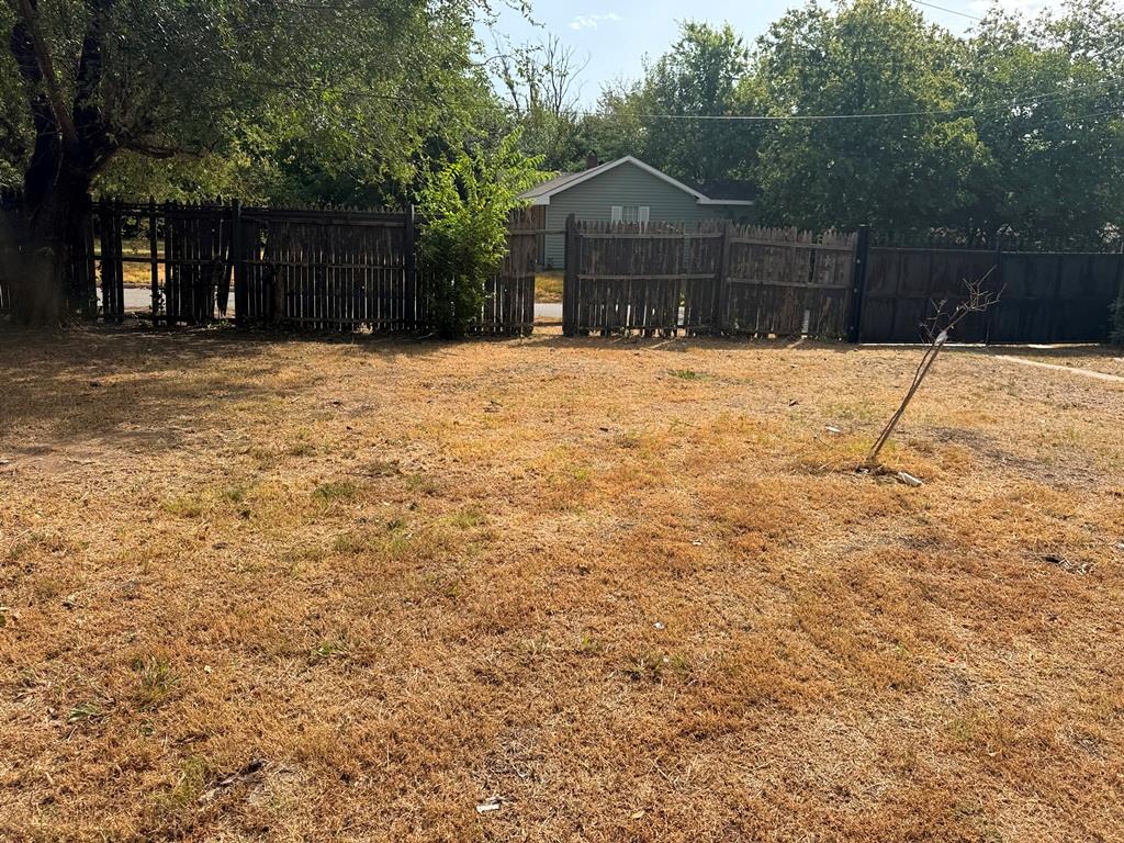 4000 Nw 15th Street Property Photo 5