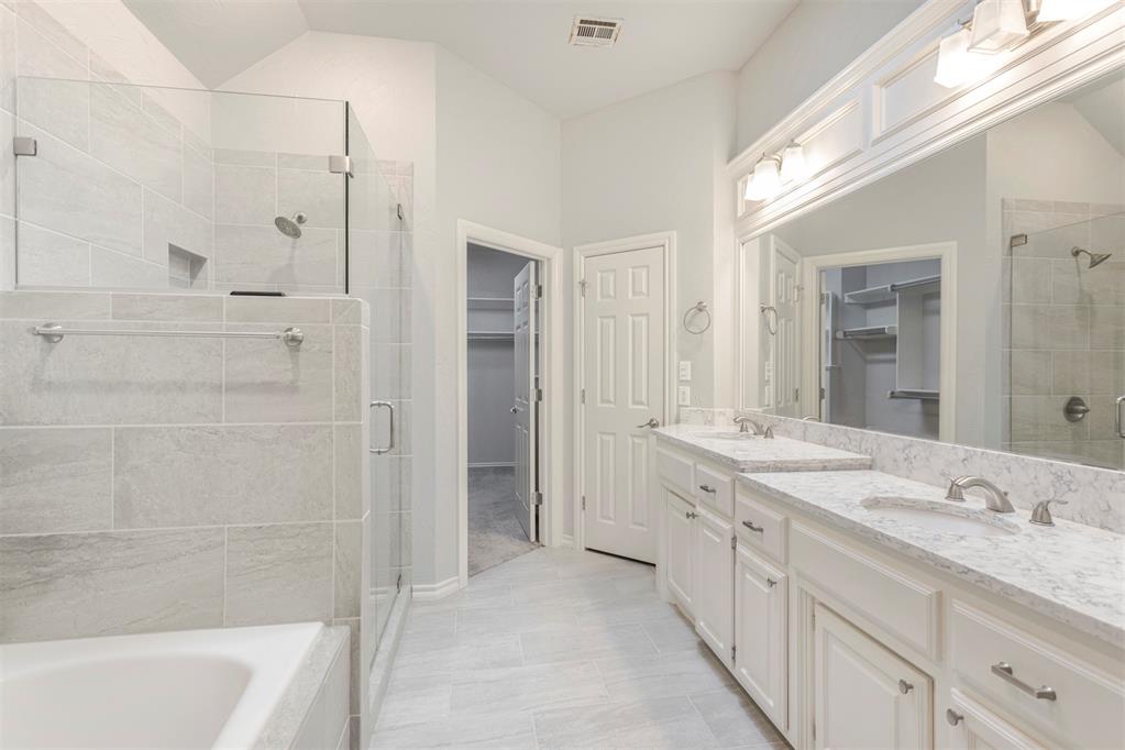 3608 Equestrian Court Property Photo 31
