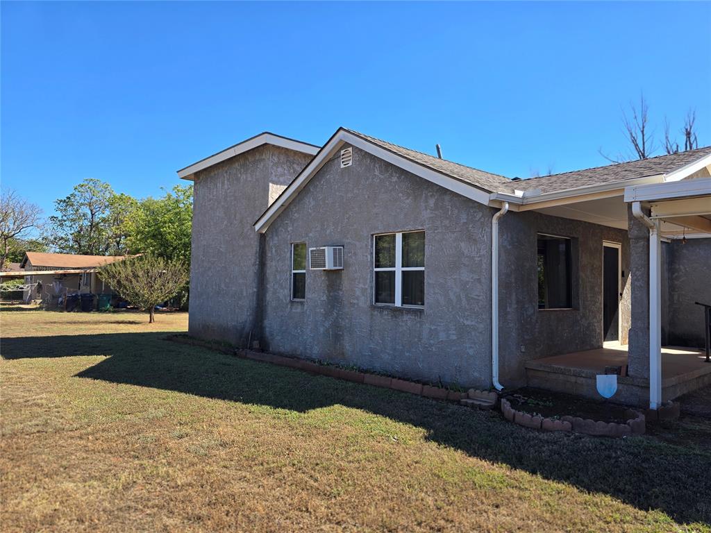 2900 Se 57th Street Property Photo 2