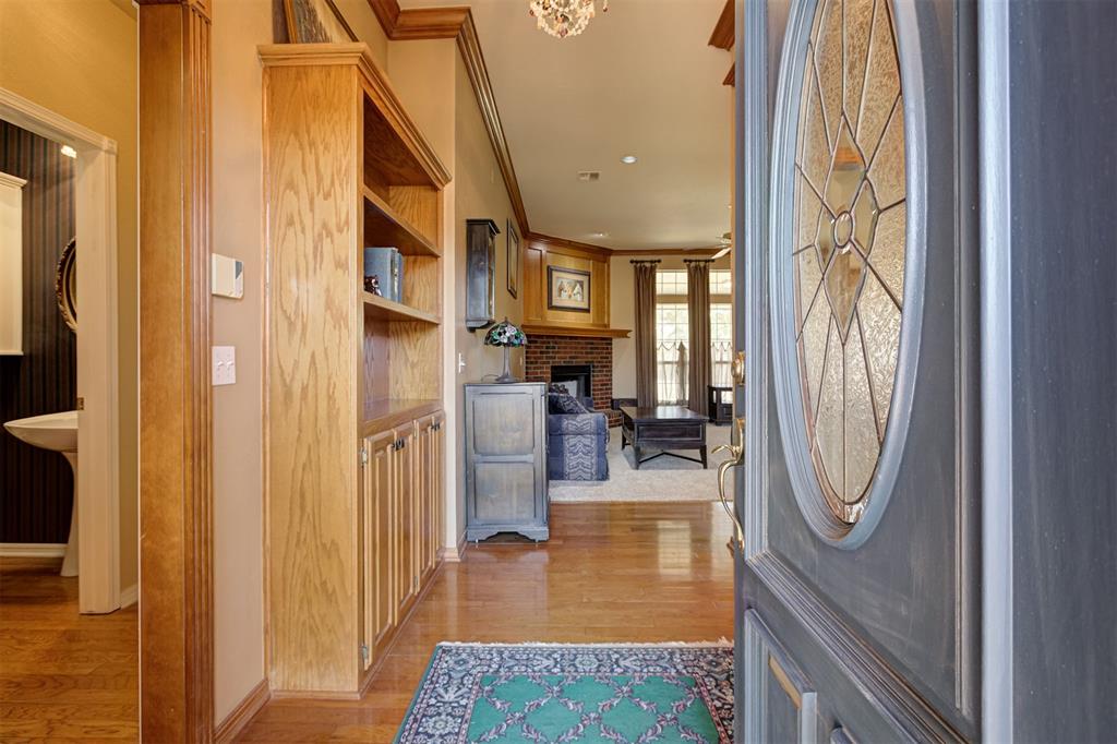 3007 Ne Winding Creek Lane Property Photo 6