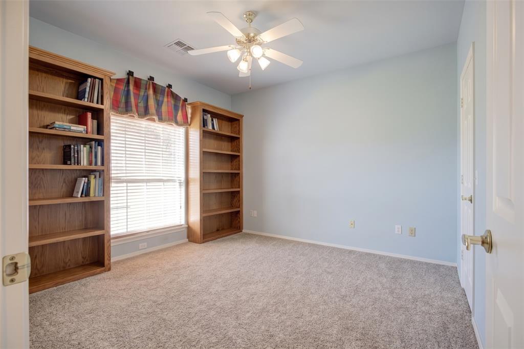3007 Ne Winding Creek Lane Property Photo 19