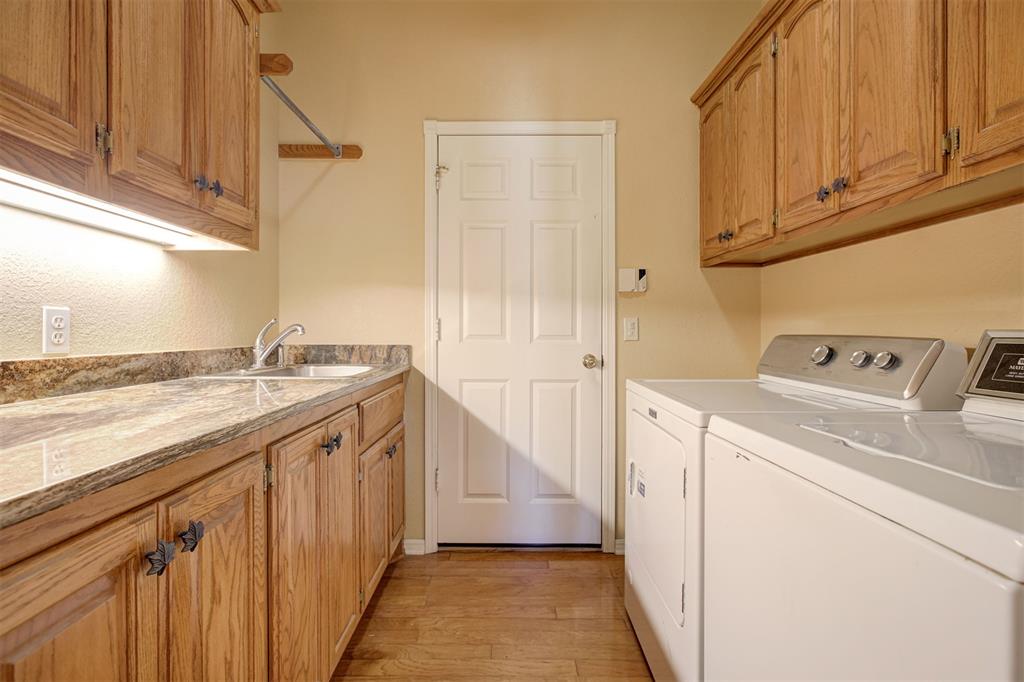 3007 Ne Winding Creek Lane Property Photo 35