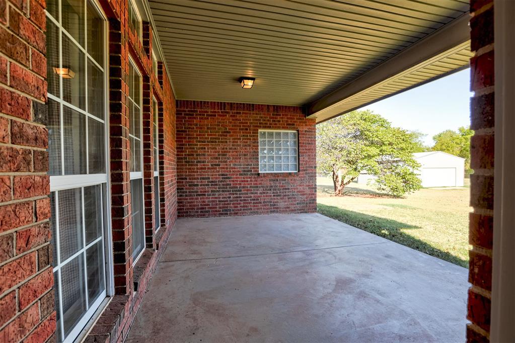 3007 Ne Winding Creek Lane Property Photo 37