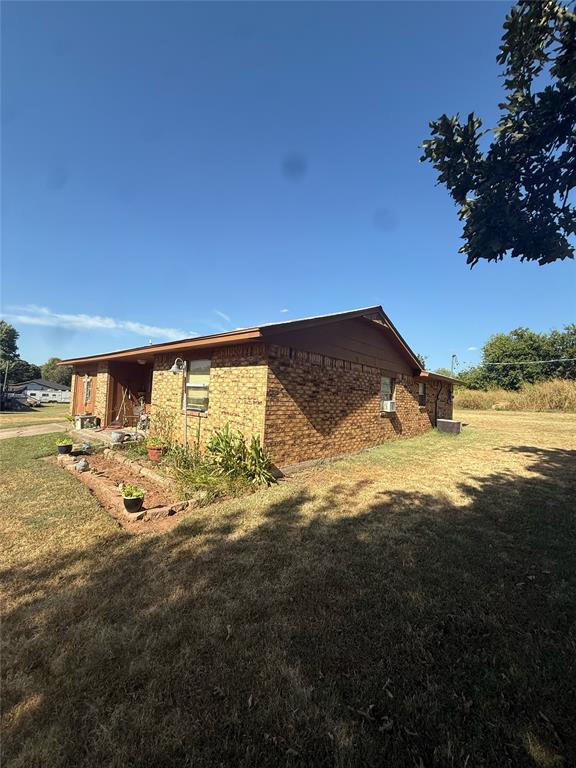 9050 N Triple X Road Property Photo 2