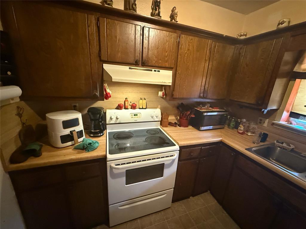 9050 N Triple X Road Property Photo 22