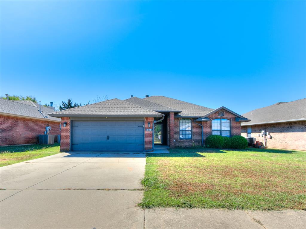 908 Se 38th Street Property Photo 1