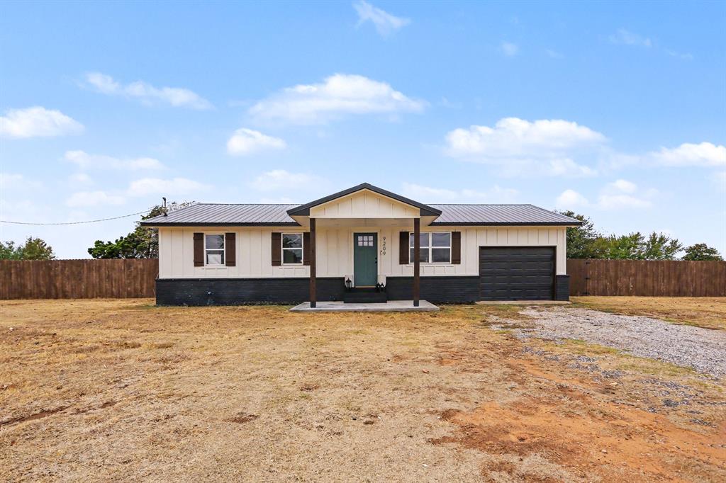 9209 S Sooner Road Property Photo 2