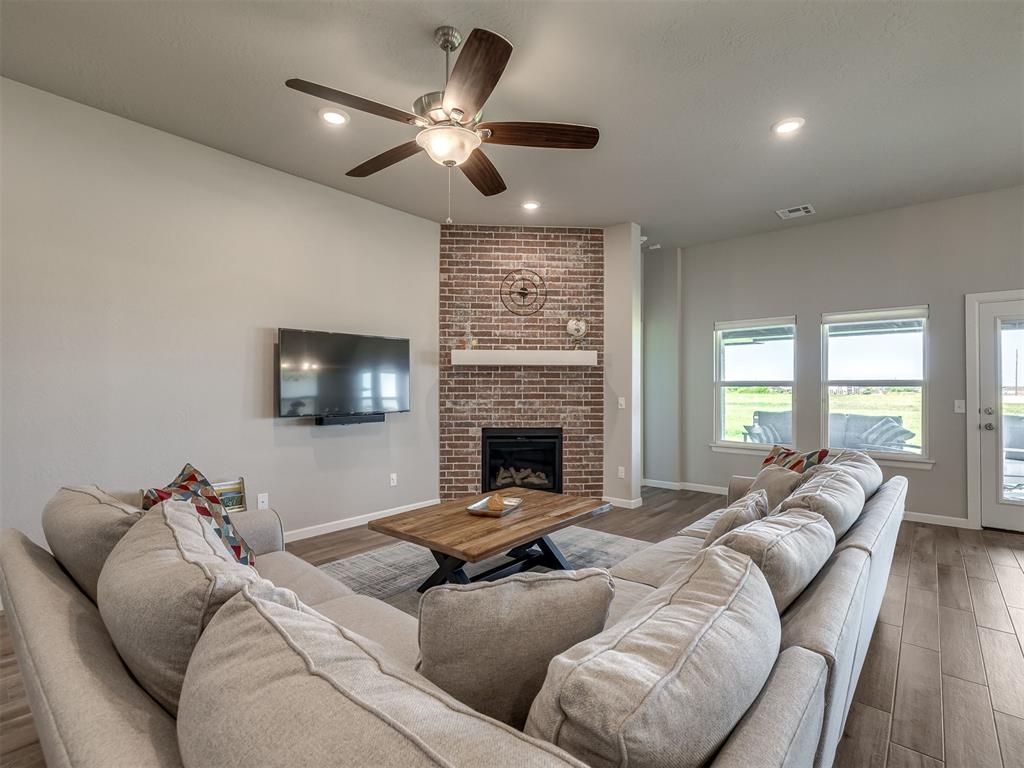 14905 Adelaide Lane Property Photo 7