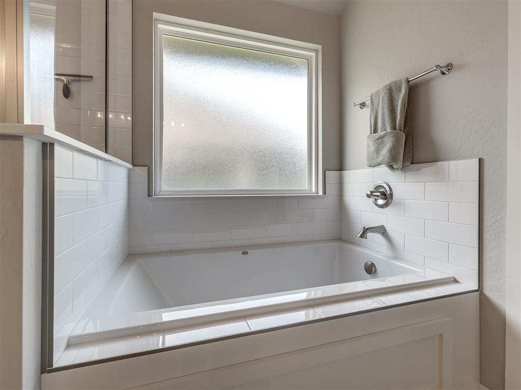 14905 Adelaide Lane Property Photo 25