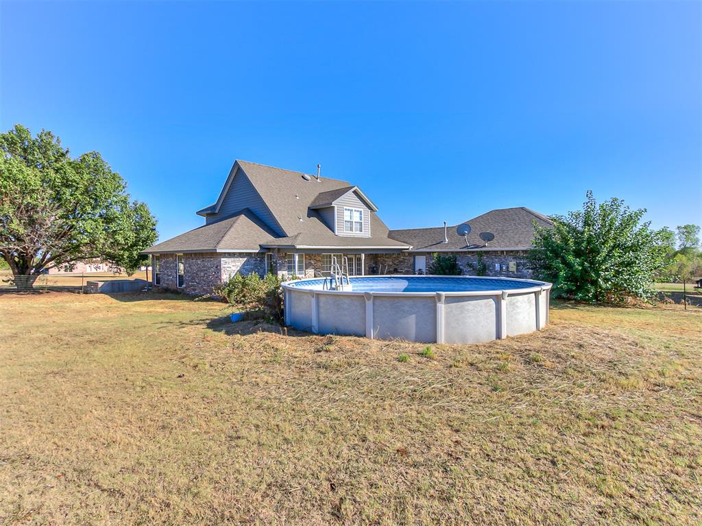 10025 Southern Creek Drive Property Photo 6