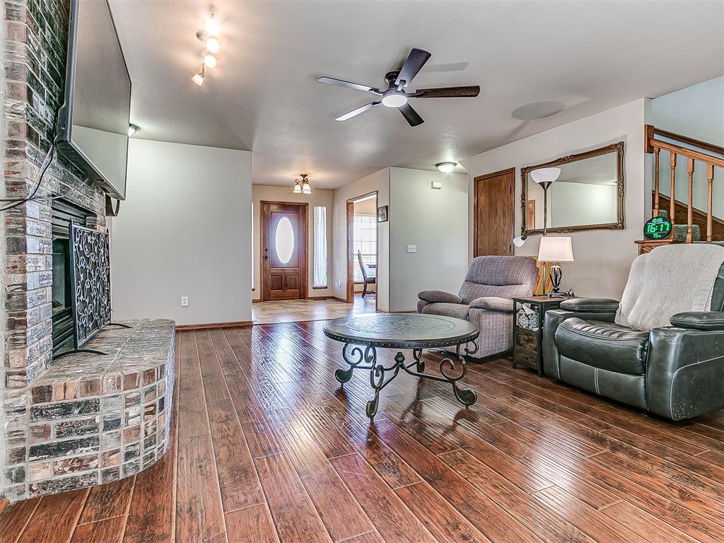 10025 Southern Creek Drive Property Photo 12