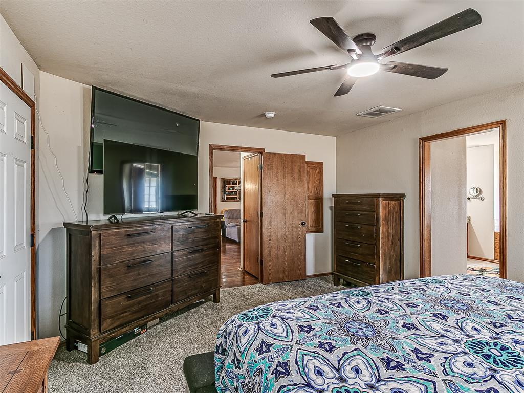 10025 Southern Creek Drive Property Photo 28