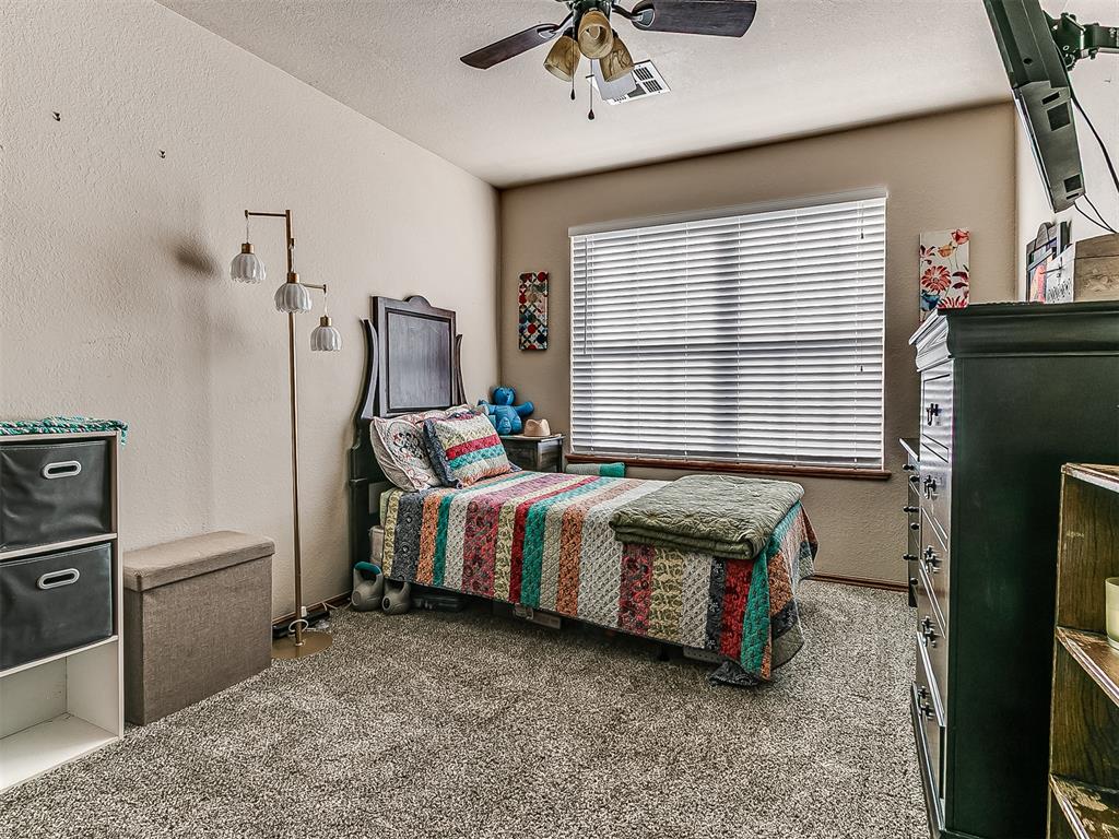 10025 Southern Creek Drive Property Photo 34