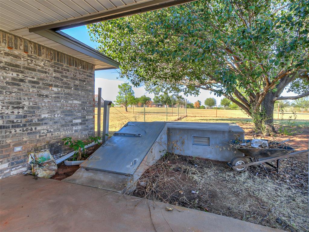 10025 Southern Creek Drive Property Photo 45