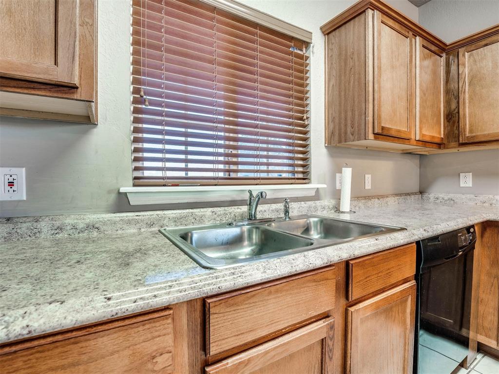 6804 Old Glory Lane Property Photo 7