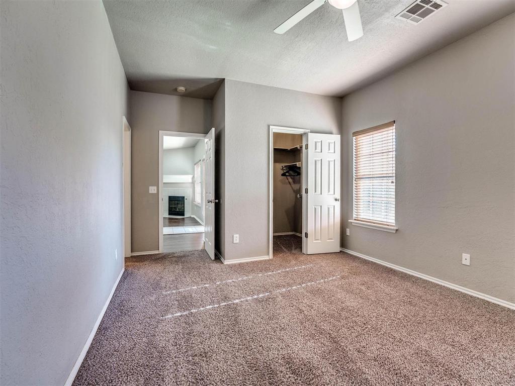 6804 Old Glory Lane Property Photo 12