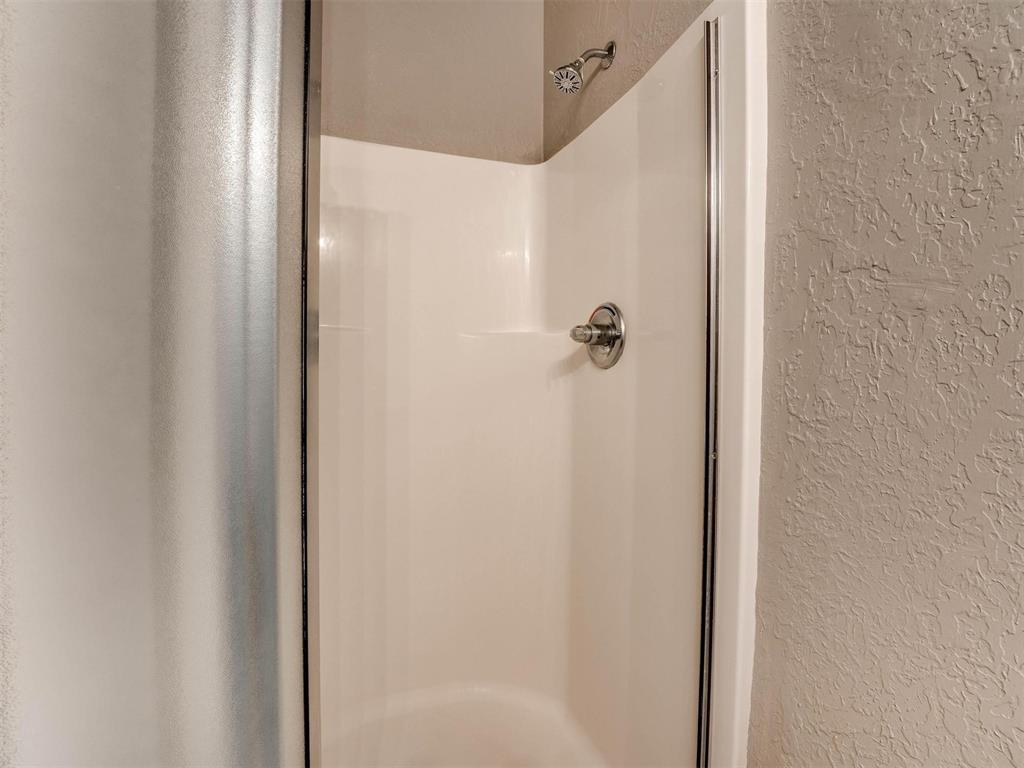 6804 Old Glory Lane Property Photo 15