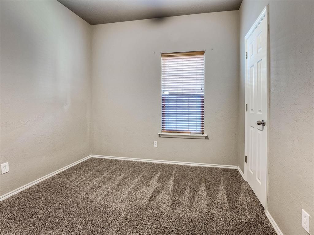 6804 Old Glory Lane Property Photo 20