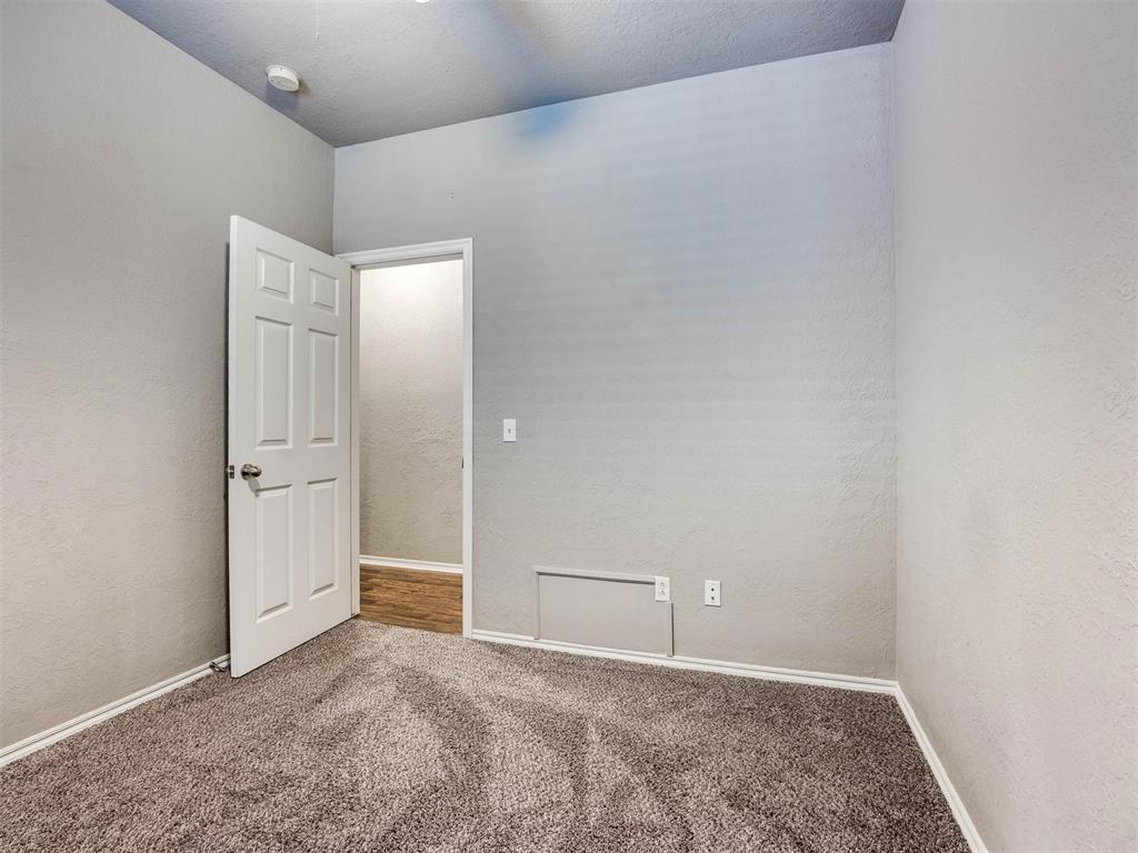 6804 Old Glory Lane Property Photo 21