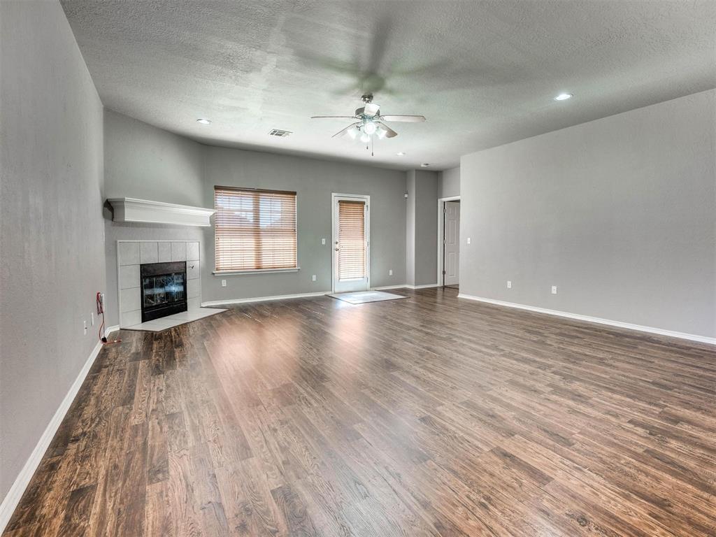 6804 Old Glory Lane Property Photo 28