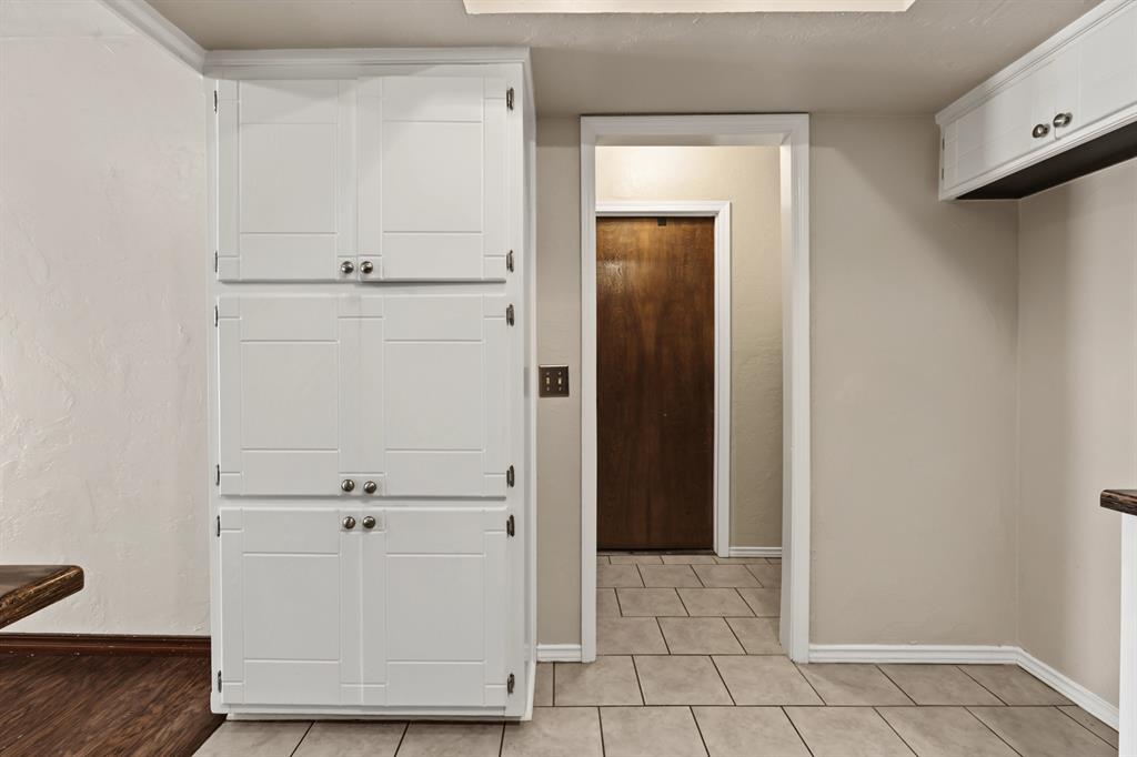 13513 Country Place Property Photo 11