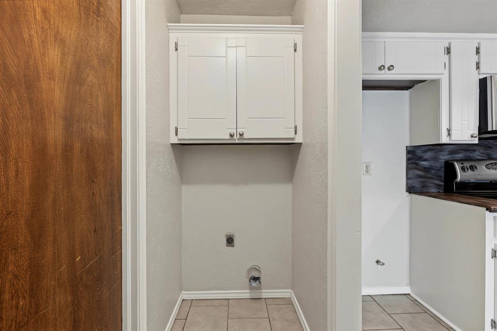13513 Country Place Property Photo 12