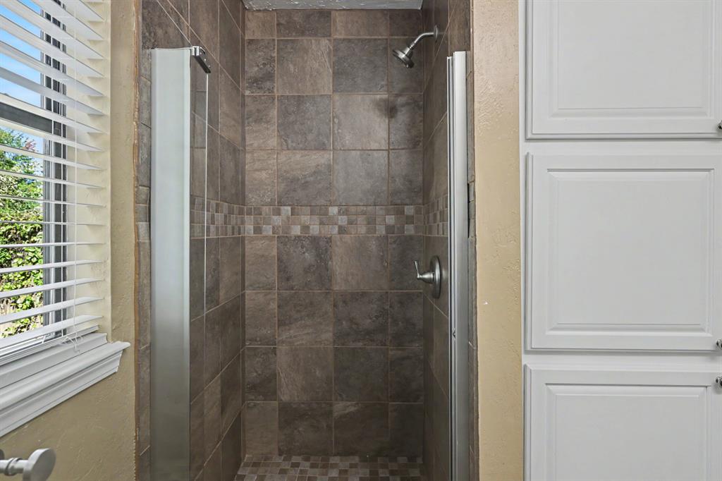 13513 Country Place Property Photo 16