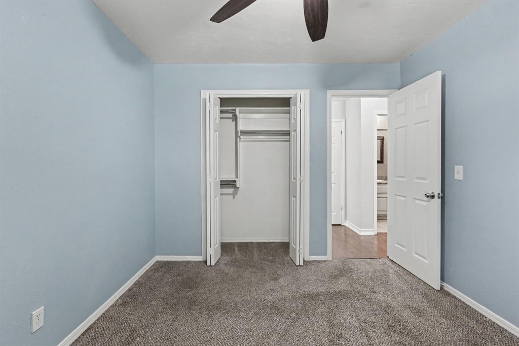 13513 Country Place Property Photo 19