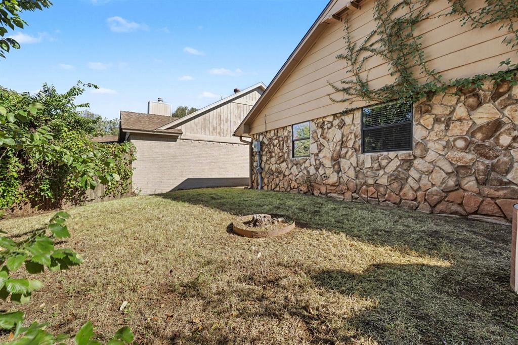 13513 Country Place Property Photo 24