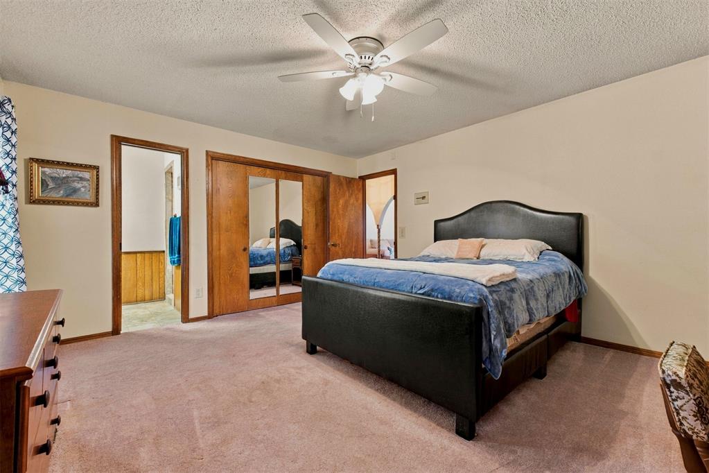 8225 Golden Oaks Road Property Photo 37