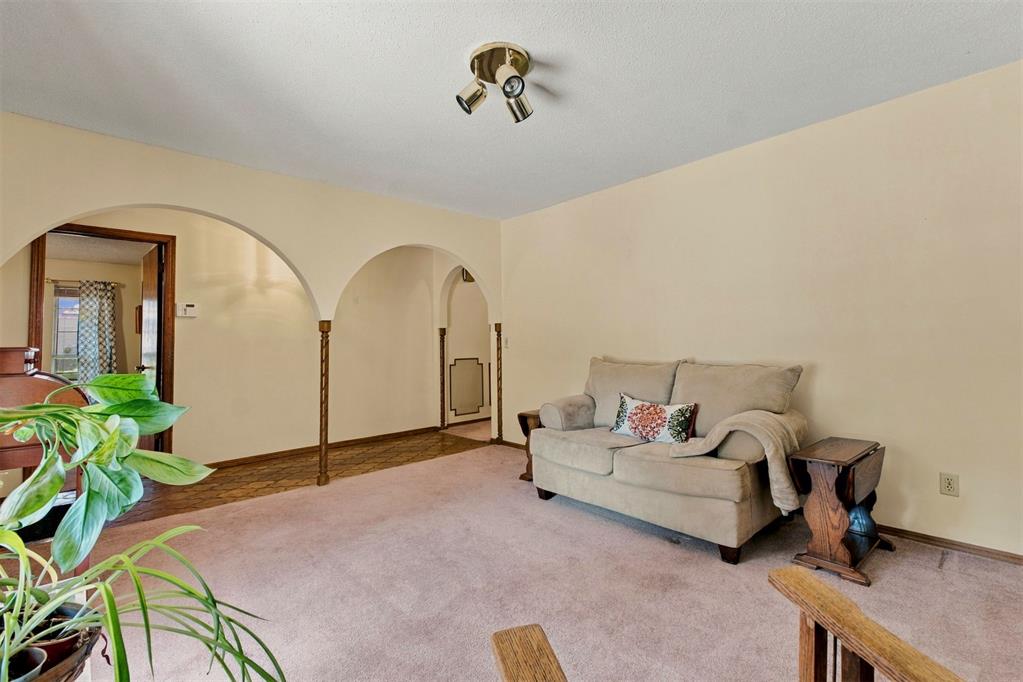 8225 Golden Oaks Road Property Photo 42