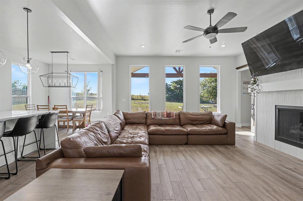4121 Great Redwood Road Property Photo 8