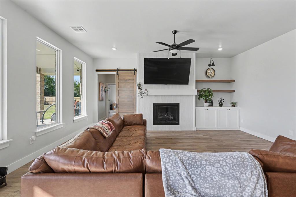 4121 Great Redwood Road Property Photo 9