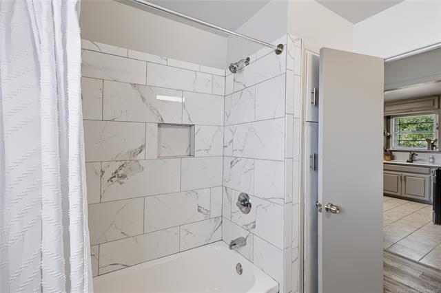 1230 Van Drive Property Photo 22